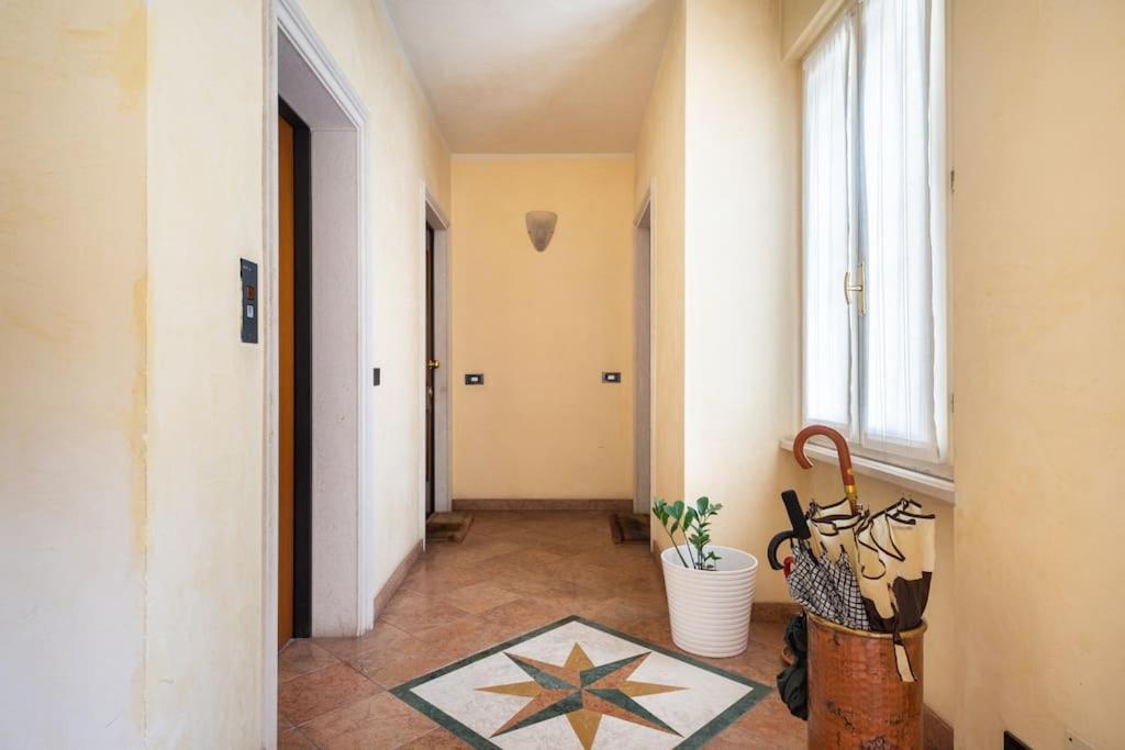Duomo Apartment Brescia Esterno foto