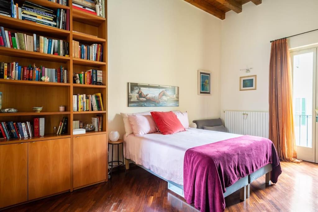 Duomo Apartment Brescia Esterno foto
